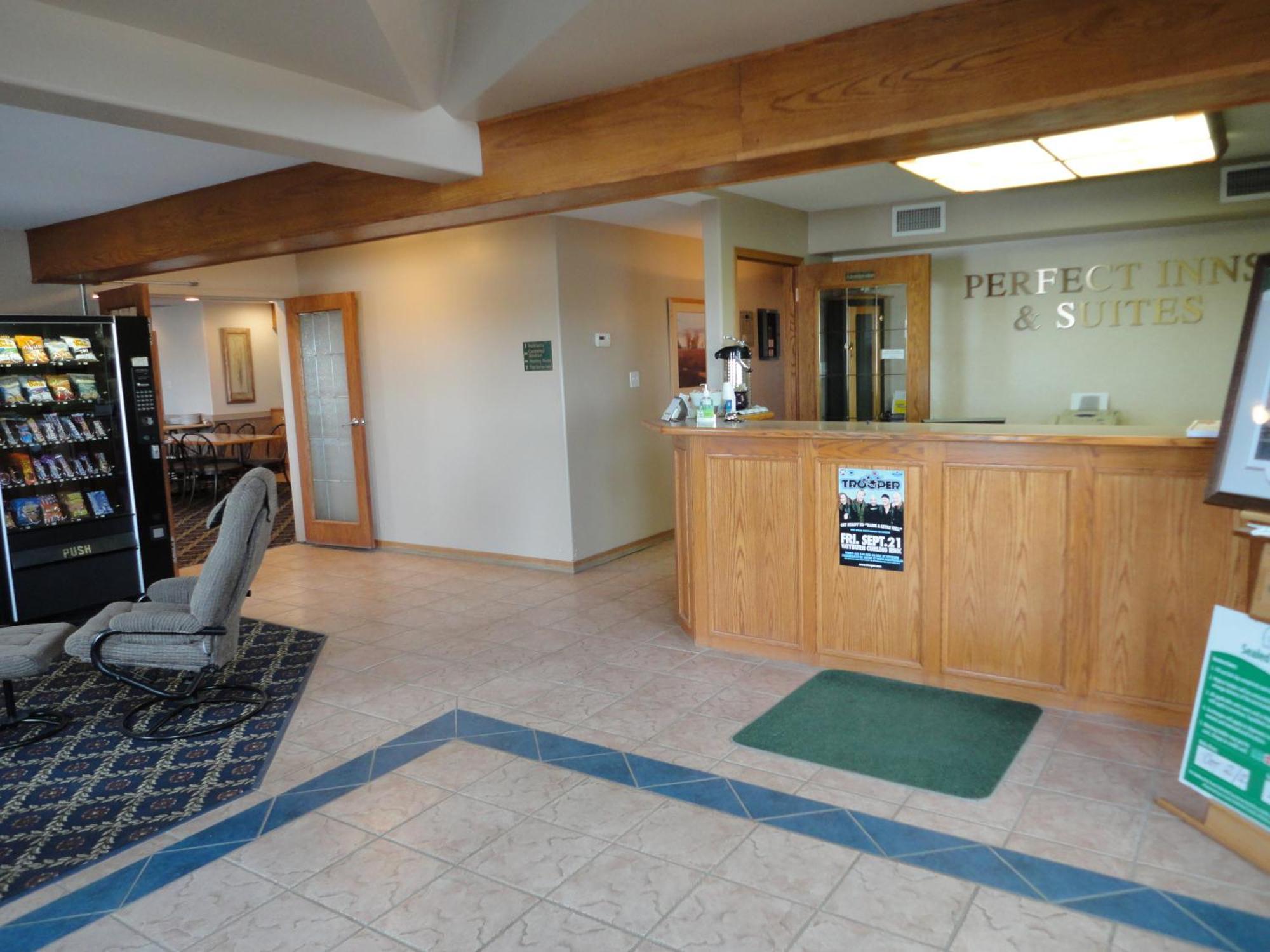 Perfect Inns & Suites Weyburn Εξωτερικό φωτογραφία